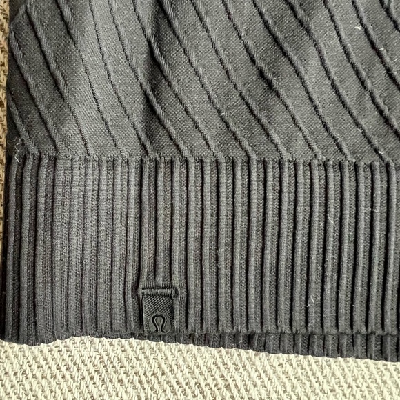 Lululemon ribbed long sleeve, black, size M. - Picture 3 of 3